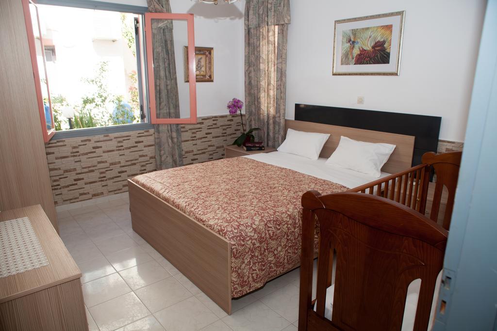 Palmira Apartments Makrýgialos 部屋 写真