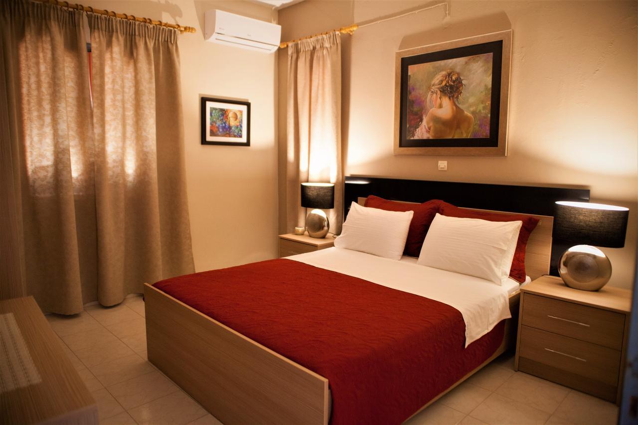 Palmira Apartments Makrýgialos エクステリア 写真